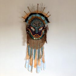 "Murmures", expo de masques