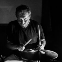 Demain sans faute, Bö Senberg