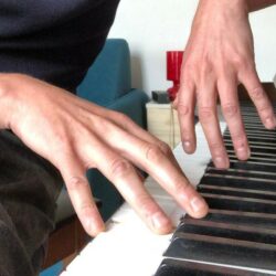 Karapiano [Karaoke piano live]